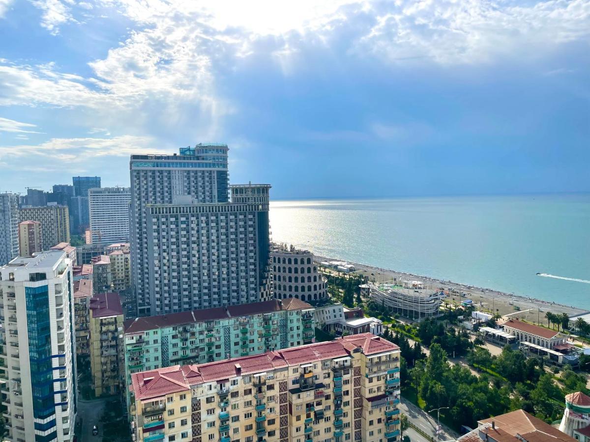 Hellobatumi Aparthotel Buitenkant foto