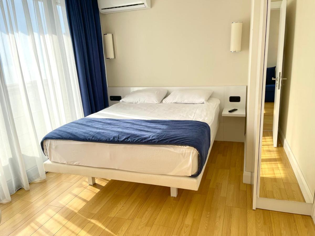 Hellobatumi Aparthotel Buitenkant foto