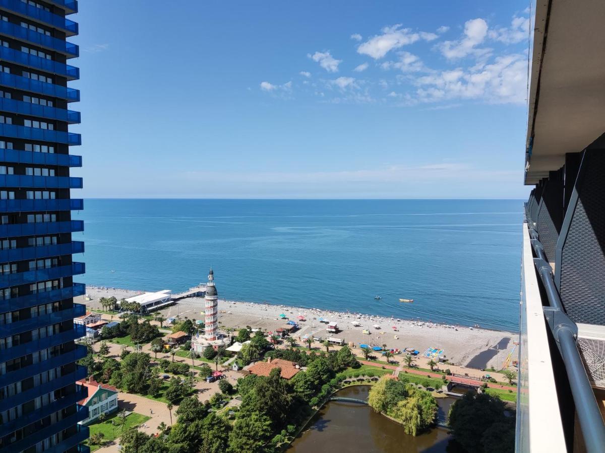 Hellobatumi Aparthotel Buitenkant foto