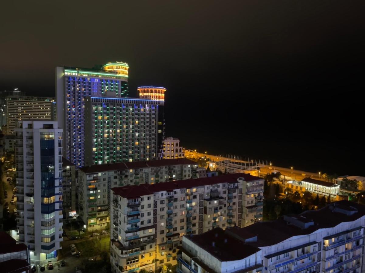 Hellobatumi Aparthotel Buitenkant foto