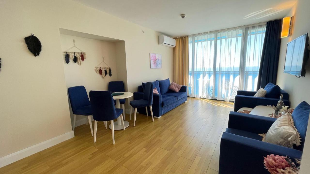 Hellobatumi Aparthotel Buitenkant foto
