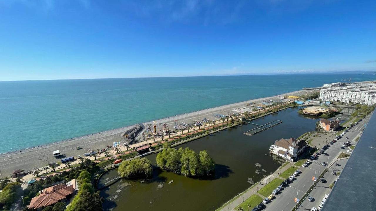 Hellobatumi Aparthotel Buitenkant foto