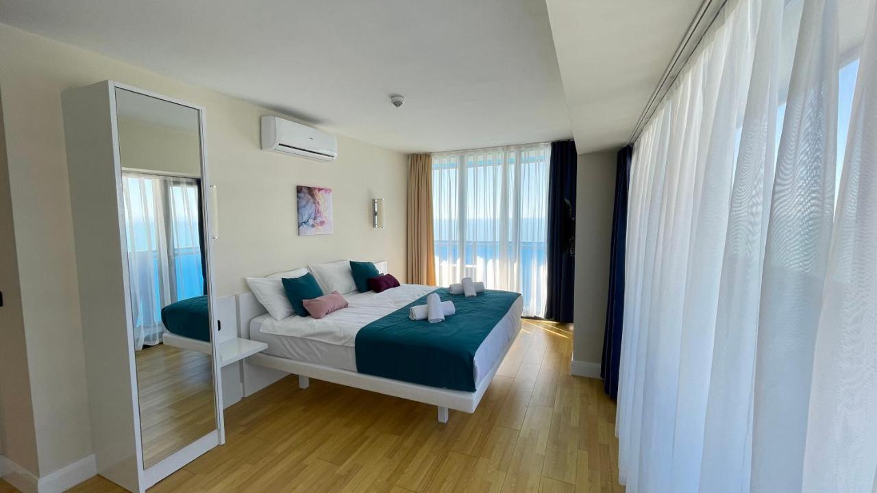 Hellobatumi Aparthotel Buitenkant foto