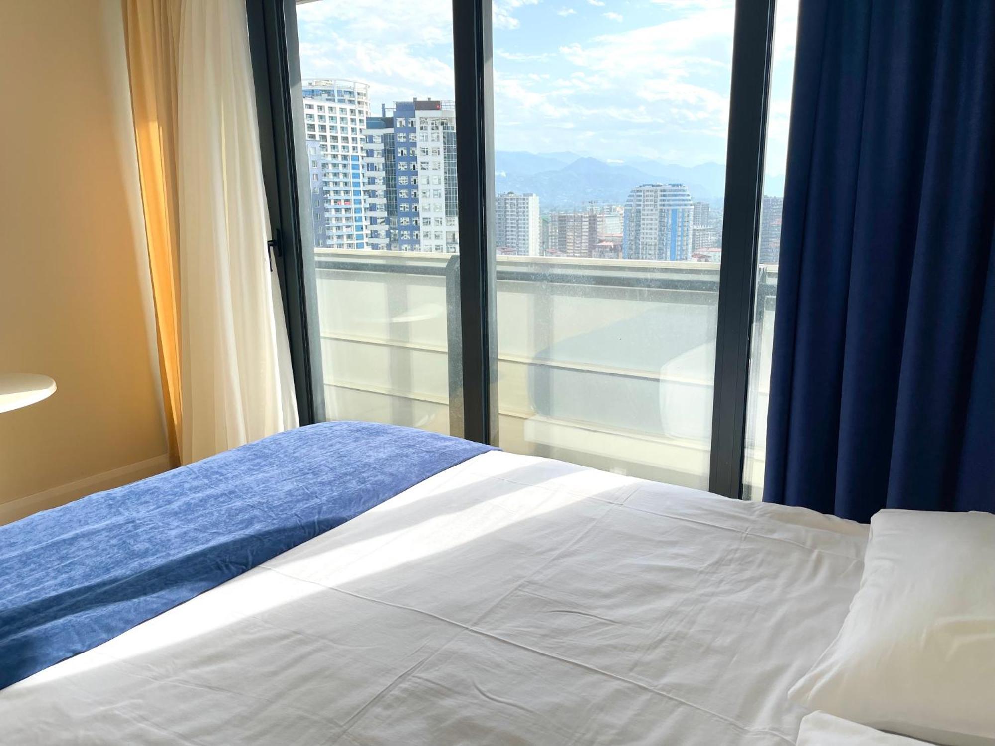 Hellobatumi Aparthotel Buitenkant foto