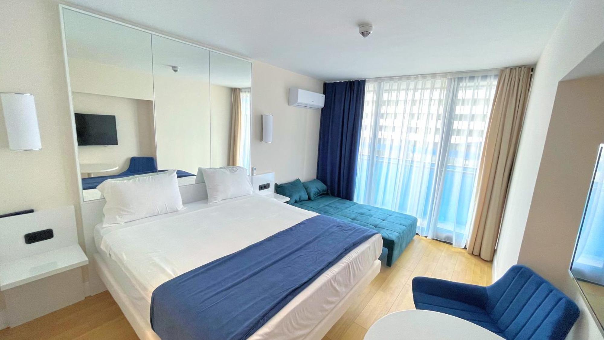 Hellobatumi Aparthotel Buitenkant foto